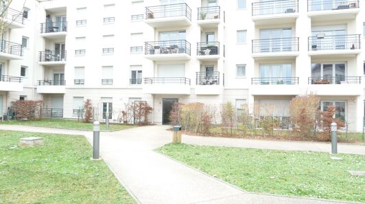 Appartement à vendre à Carrières-sous-Poissy - Bords de Seine - Ile de la Dérivation