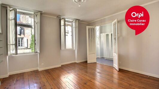 Appartement à louer à Castres - Centre-ville - Ecusson